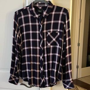 Rails button down medium